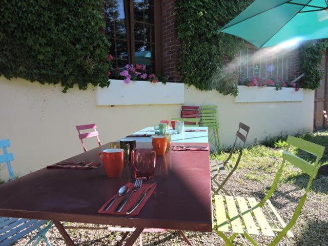 L Auberge Du Lion D Or Nanteuil-sur-Marne Екстериор снимка