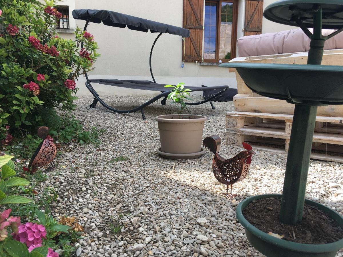 L Auberge Du Lion D Or Nanteuil-sur-Marne Екстериор снимка