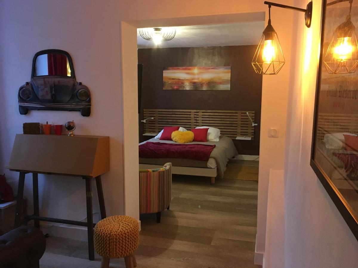 L Auberge Du Lion D Or Nanteuil-sur-Marne Екстериор снимка