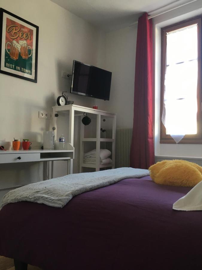 L Auberge Du Lion D Or Nanteuil-sur-Marne Екстериор снимка
